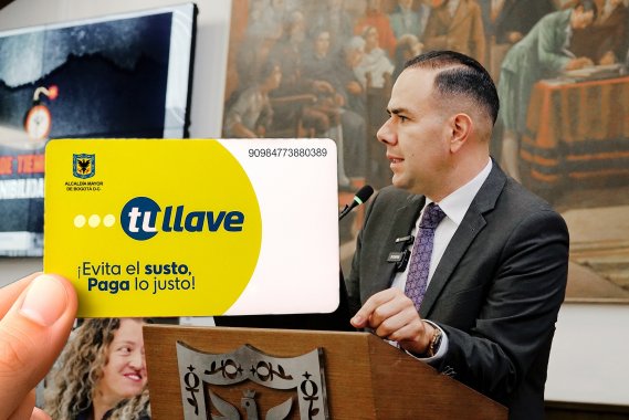 <p>Colados le cuestan billones a bogotá: concejal Acosta propone estrategia que toca la conciencia de los usuarios</p>