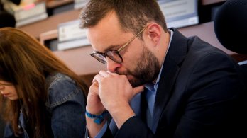 ¡Duele Colombia! Concejal Andrés Barrios pide oraciones por Miguel Uribe