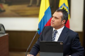 Concejal Vahos denuncia serios problemas en contrato de cámaras de reconocimientos de placas en Bogotá y solicita la intervención urgente de organismos de control