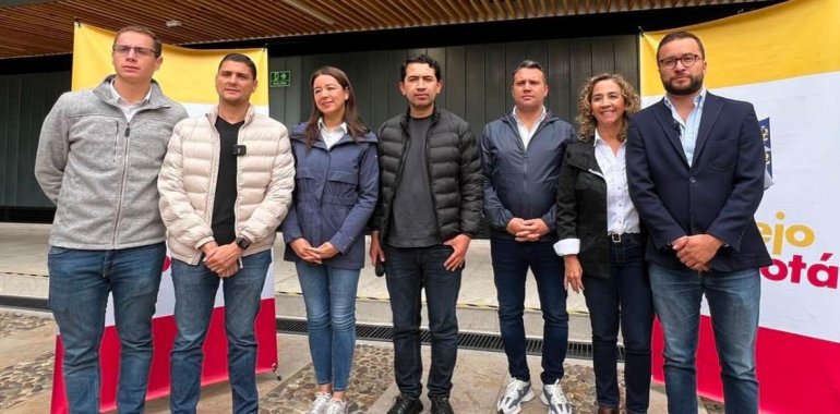 <p>Bancada del Centro Democrático del Concejo de Bogotá se solidariza con Álvaro Uribe</p>