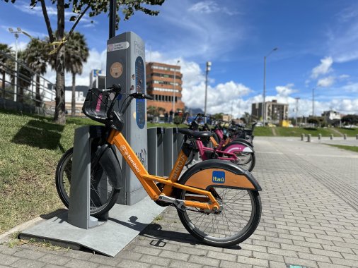 <p>Tembici está quebrada, no por vandalismo, sino por mala gestión: Quintero exige soluciones inmediatas</p>