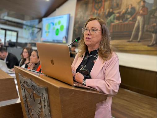 <p>Ana Teresa Bernal alerta en el Concejo: Bogotá vive una crisis ambiental marcada por disputas y violencia en los territorios</p>