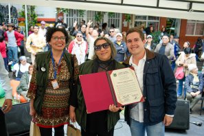 Jesús David Araque entregó el reconocimiento de Nota de Estilo a la Fundación Festival Macarenazo