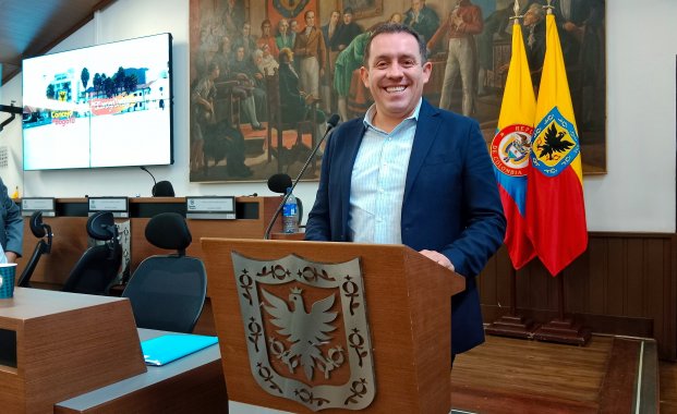 <p>¡Bogotá celebra las raíces campesinas! Concejal Andrés García presenta proyecto para exaltar la música carranguera y crear el Festival “Carranga al Parque”</p>