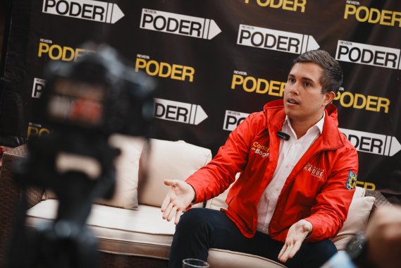 <p>Concejal Jesús Araque celebró la llegada de 1.500 policías más a Bogotá, pero recalcó que aún se necesitan más uniformados</p>