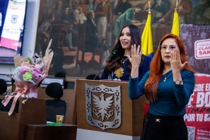 En el Día Internacional de las Lenguas de Señas, la concejal Clara Lucía Sandoval impulsa proyecto para declarar la Lengua de Señas Colombiana como Patrimonio Cultural Inmaterial en Bogotá En el Día Internacional de las Lenguas de Señas, la concejal Clara Lucía Sandoval impulsa proyecto para declarar la Lengua de Señas Colombiana como Patrimonio Cultural Inmaterial en Bogotá