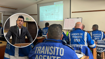 Galán, muy orgulloso mostrando la vinculación de 140 agentes de tránsito, los nuevos héroes distritales del recaudo