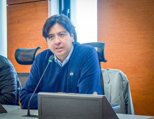 <p>El Concejo de Bogotá rinde informe sobre la situación de las Aulas de Apoyo Pedagógico en los colegios del Distrito</p>