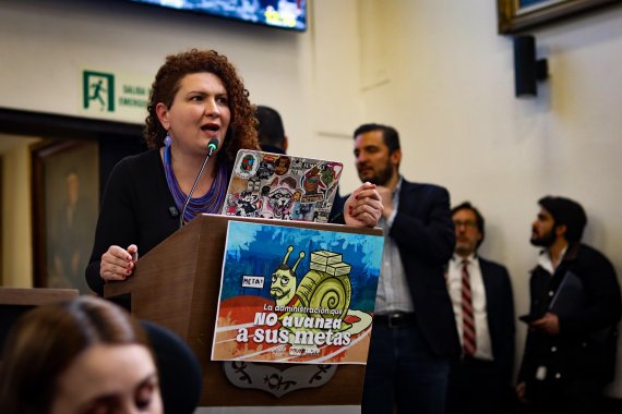 <p>“Una administración que no avanza a sus metas”</p>