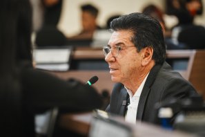 El concejal Fernando López plantea nuevo enfoque para lograr tarifa cero en TransMilenio
