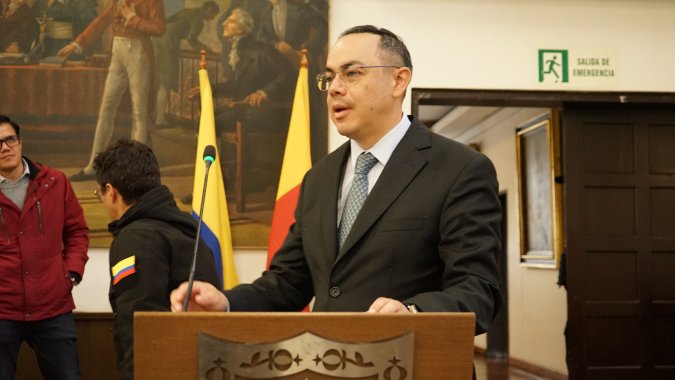<p>Fabián Puentes, del Partido MIRA, elegido Segundo Vicepresidente de la Comisión de Gobierno del Concejo de Bogotá</p>