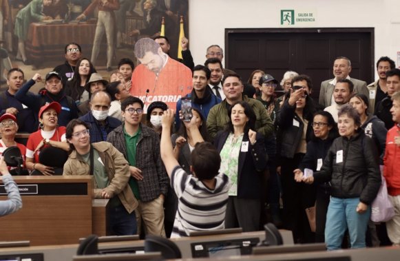 <p>“La alcaldía ignora a la ciudadanía”: concejal Jairo Avellaneda lideró audiencia pública ante el clamor de los bogotanos</p>