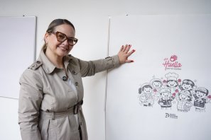 Concejal Rocío Dussán conmemora el Día Mundial de las Manos Rojas en el Concejo de Bogotá Concejal Rocío Dussán conmemora el Día Mundial de las Manos Rojas en el Concejo de Bogotá