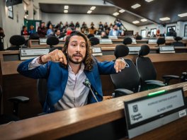 Más de 80 mil quejas y reclamos: Bogotá camina entre la basura mientras operadores incumplen indicadores de calidad Más de 80 mil quejas y reclamos: Bogotá camina entre la basura mientras operadores incumplen indicadores de calidad