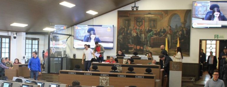 <p>Comisión de Hacienda aprobó iniciativa para fortalecer el tejido empresarial en Bogotá</p>