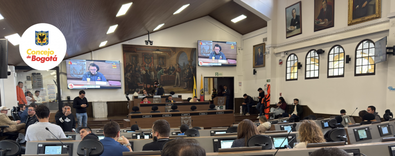 <p>Concejo aprobó debates clave sobre desarrollo urbano, vehículos eléctricos, vendedores informales y el sistema de ambulancias en el Distrito</p>