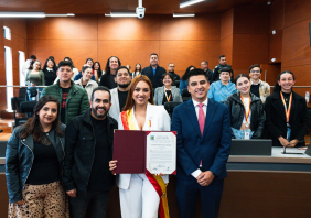 Tatiana Franco fue condecorada por su labor de empoderamiento femenino a través de su pódcast “Vos Podés”