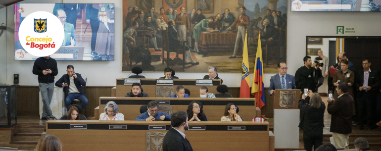 <p>Foro en el Concejo advierte fallas en diagnóstico y acceso a tratamientos para Parkinson en Bogotá</p>