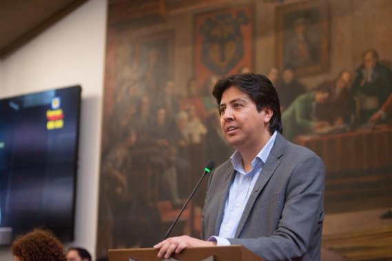 <p>Familias y cuidadores pidieron a la Alcaldía de Bogotá no poner en riesgo a niños con discapacidad</p>