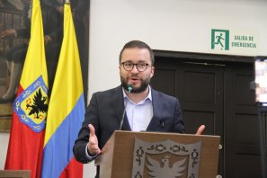 Cerca del 50% de los casos de consumo de sustancias psicoactivas en colegios de Bogotá corresponde a vapeadores: Concejal Andrés Barrios