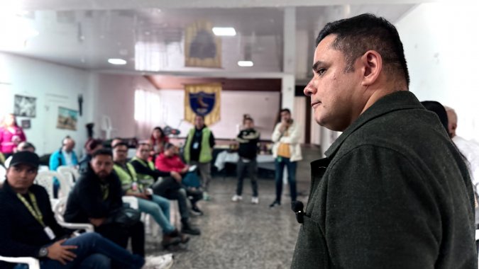 <p>Jairo Avellaneda acompañó nueva mesa de trabajo con comerciantes afectados por las obras del Metro en Kennedy</p>