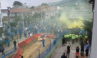 <p>SANGUINO RECLAMÓ A LA POLICÍA RESPETO A LA LEGÍTIMA PROTESTA DE LA CIUDADANÍA FRENTE A LA VENTA DE LA ETB</p>